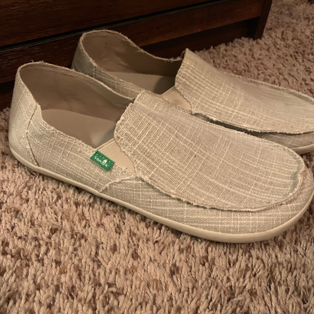 Men’s Slip on Sanuks
